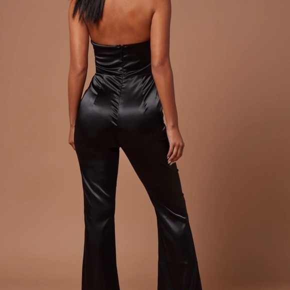 Fashion nova rhinestone jumpsuit.  36" bust 34 inseam - Picture 2 of 5